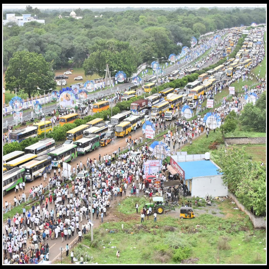 YSRCP Plenary 2022 photos: జనసంద్రంగా వైఎస్సాఆర్ ప్లీనరీ.. వైరల్ అవుతున్న ఫొటోస్..