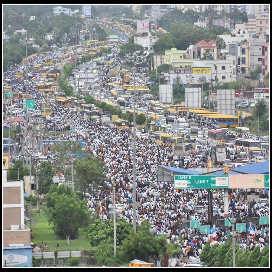 YSRCP Plenary 2022 photos: జనసంద్రంగా వైఎస్సాఆర్ ప్లీనరీ.. వైరల్ అవుతున్న ఫొటోస్..