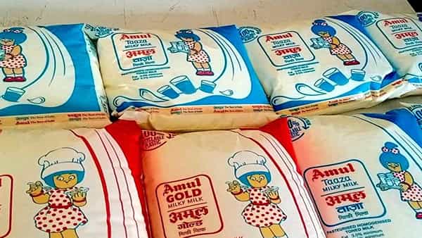 Amul Milk Prices: సామాన్యులకు షాకిచ్చిన అమూల్.. మరోసారి పెరిగిన పాల ధర