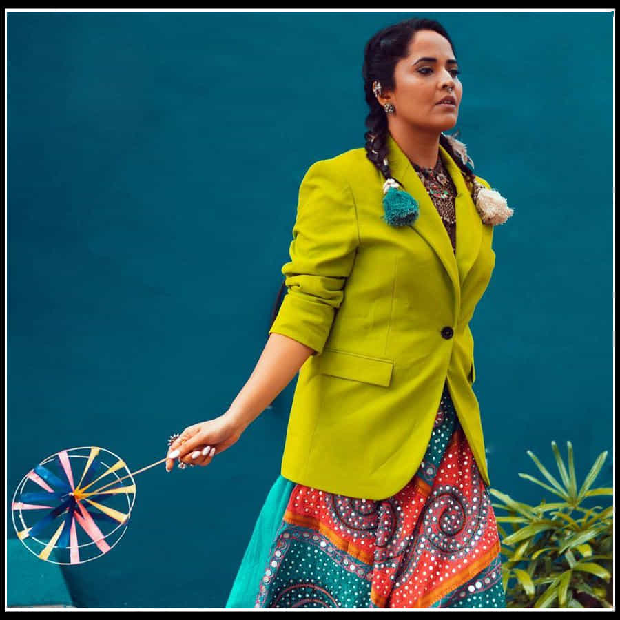Anasuya Bharadwaj: కొత్తావతారంలో ఎట్రాక్ట్ చేస్తున్న అనసూయ.. వావ్ అనిపిస్తున్న ఫొటోస్..