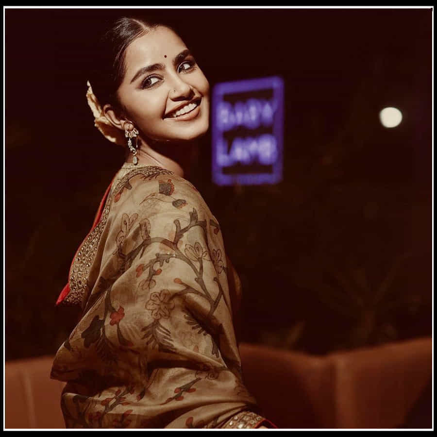 Anupama Parameswaran : సన్నజాజిలా హొయలు పోతున్న అనుపమ..