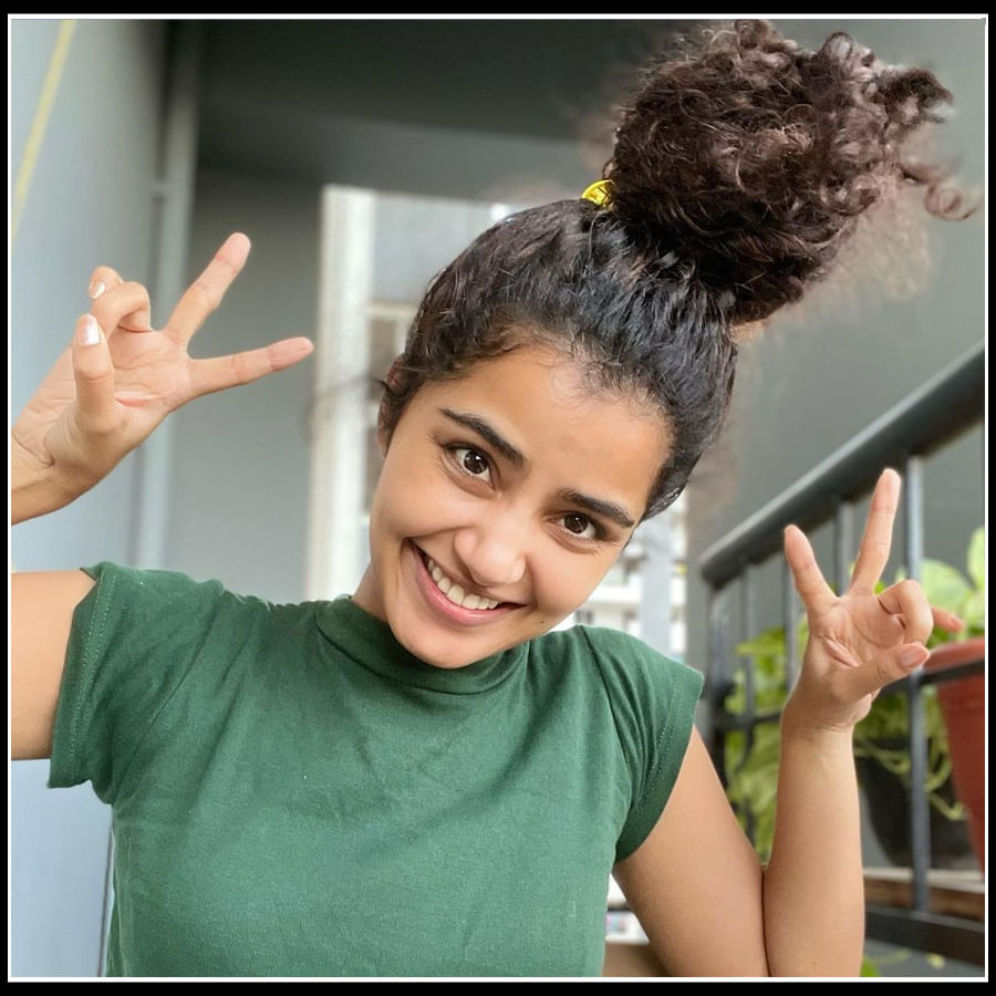 Anupama Parameswaran: అందం , చిలిపితనం , క్యూట్ నెస్ కి  ప్రతిరూపమే ఆమె.. అనుపమ 