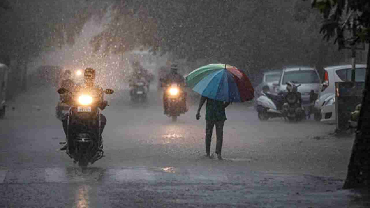 Heavy rains: తెలుగు రాష్ట్రాలకు రెయిన్ అలర్ట్.. ముఖ్యంగా ఆయా ప్రాంతాలవాసులకు హెచ్చరిక..