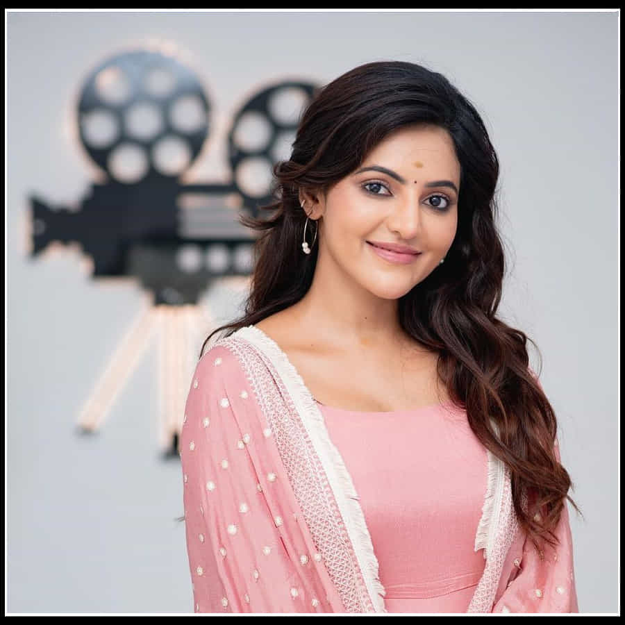 Athulya Ravi: అందాలతో  కాటువేస్తున్న స్వప్న సుందరి 'అతుల్య రవి'..