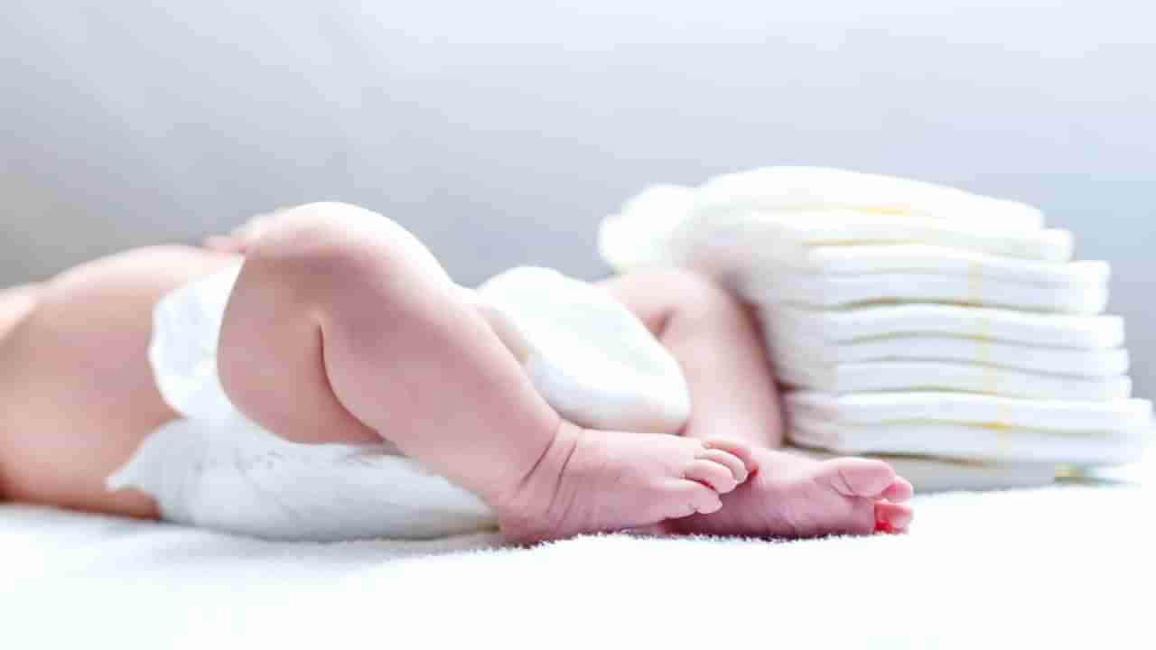 Baby Diapers: మీ పిల్లలకు డైపర్లు వేస్తున్నారా? ఈ విషయం తెలిస్తే ఇక ఎప్పటికీ..