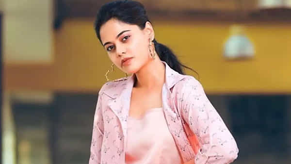 Bigg Boss Bindu Madhavi: డ్రెస్సింగ్ పై కామెంట్ చేసిన నెటిజన్.. స్ట్రాంగ్ కౌంటర్ ఇచ్చిన బింధుమాధవి..