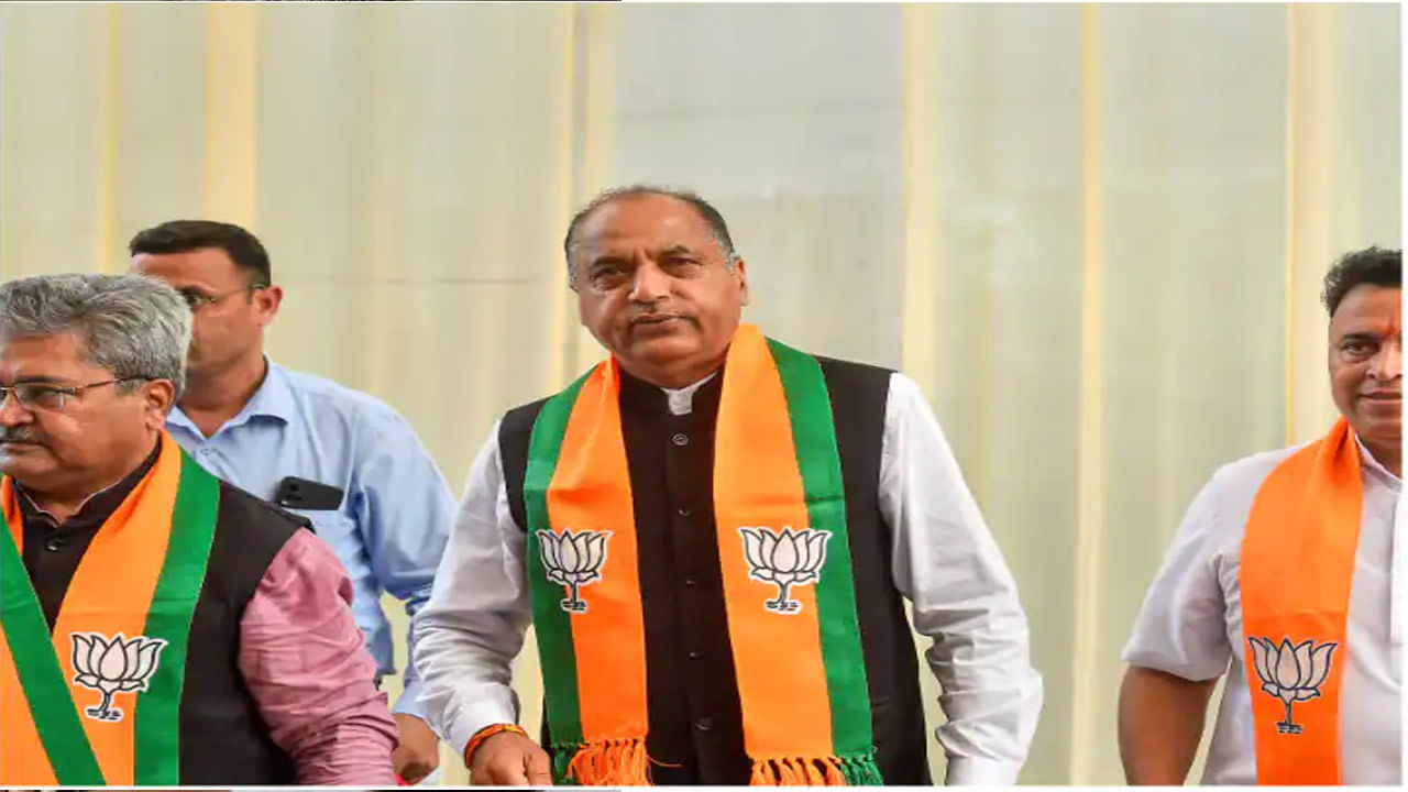 Congress MLA Joins BJP: ఎన్నికల ముందు కాంగ్రెస్‌‌కు భారీ షాక్.. ఆ పార్టీకి చెందిన ఇద్దరు ఎమ్మెల్యేలు జంప్