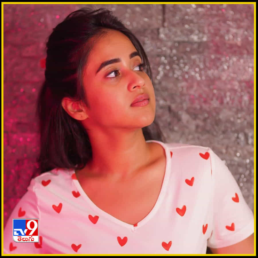 Deepthi Sunaina New Photos. Credit by:Deepthi Sunaina/Instagram