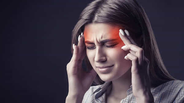 Morning Headache: నిద్ర నుంచి లేవగానే తలనొప్పి వస్తుందా..? ఇలా చేస్తే సింపుల్గా చెక్ పెట్టొచ్చట..