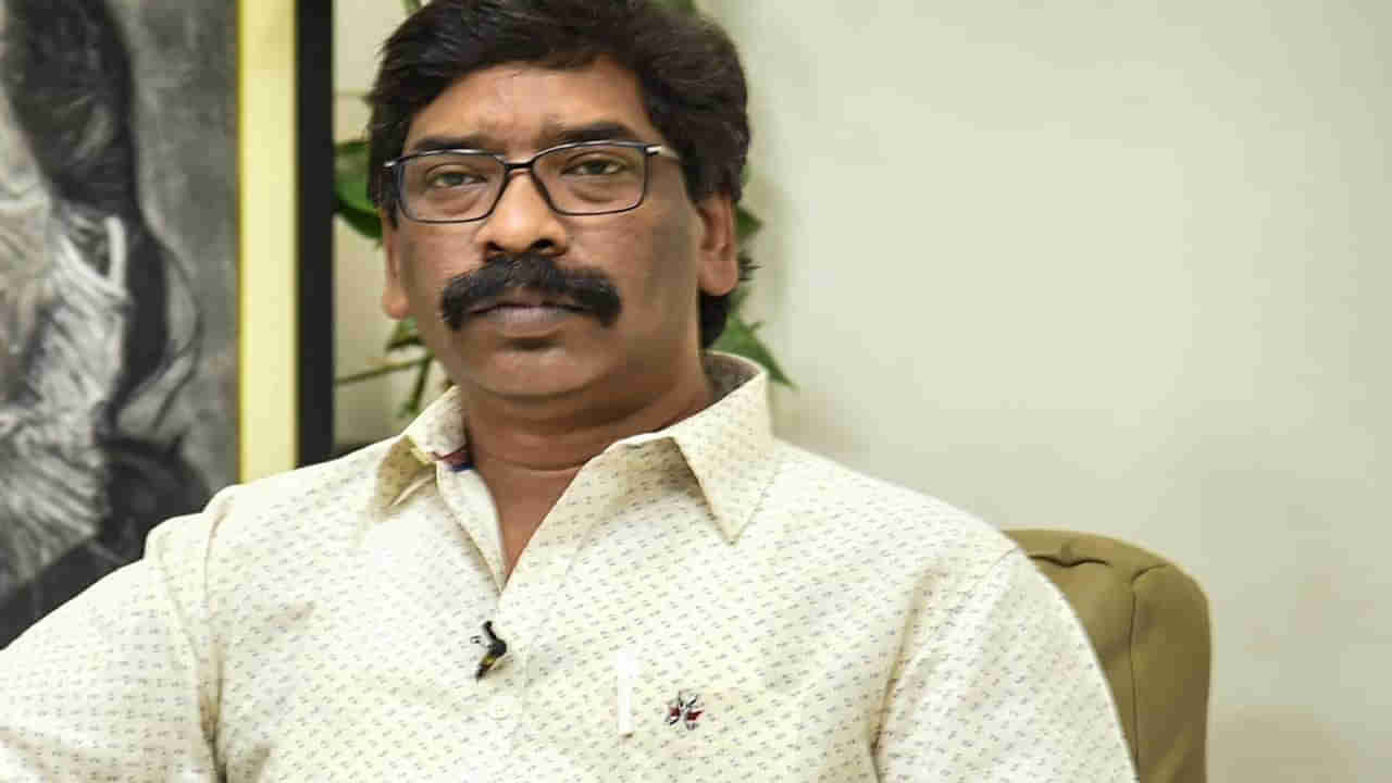 Hemant Soren: జార్ఖండ్‌లో రాజకీయ సంక్షోభం.. రాజీనామా దిశగా హేమంత్ సోరెన్.. అత్యవసర కేబినెట్ భేటీ..