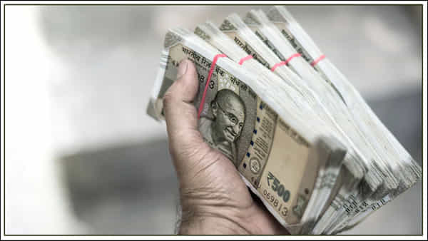 Income Tax: మీకు ఆన్లైన్ కాకుండా నగదు ఇచ్చే అలవాటు ఉందా..? అయితే జాగ్రత్త.. ఇన్కమ్ ట్యాక్స్ నోటీసులు రావచ్చు.. ఎందుకంటే..!