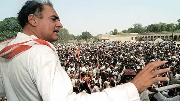 Azadi ka Amrit Mahotsav: భారతదేశ చరిత్రలో రాజీవ్ గాంధీ సంచలన నిర్ణయం.. 1989లో విప్లవాత్మక నిర్ణయం ఏమిటో తెలుసా..!