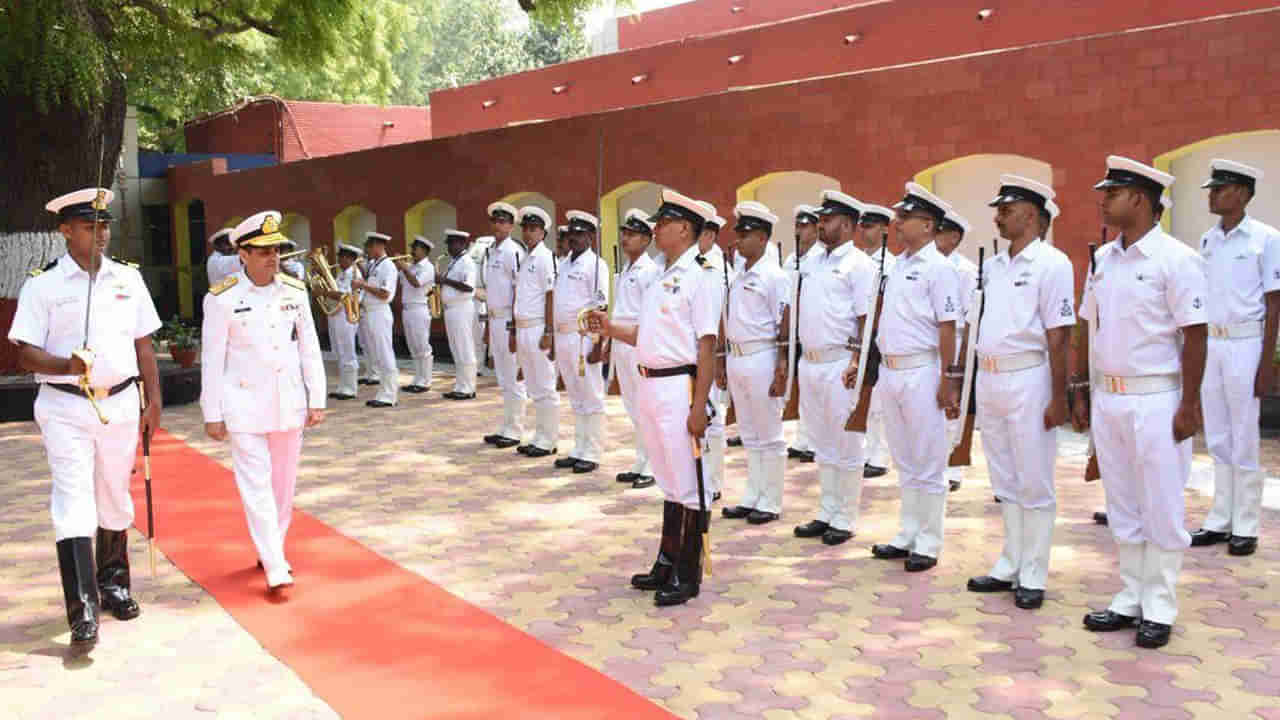 Indian Coast Guard: నిరుద్యోగులకు బంపరాఫర్‌.. ఇండియన్‌ కోస్ట్‌గార్డ్‌లో ఉద్యోగాలు.. అర్హులెవరంటే..