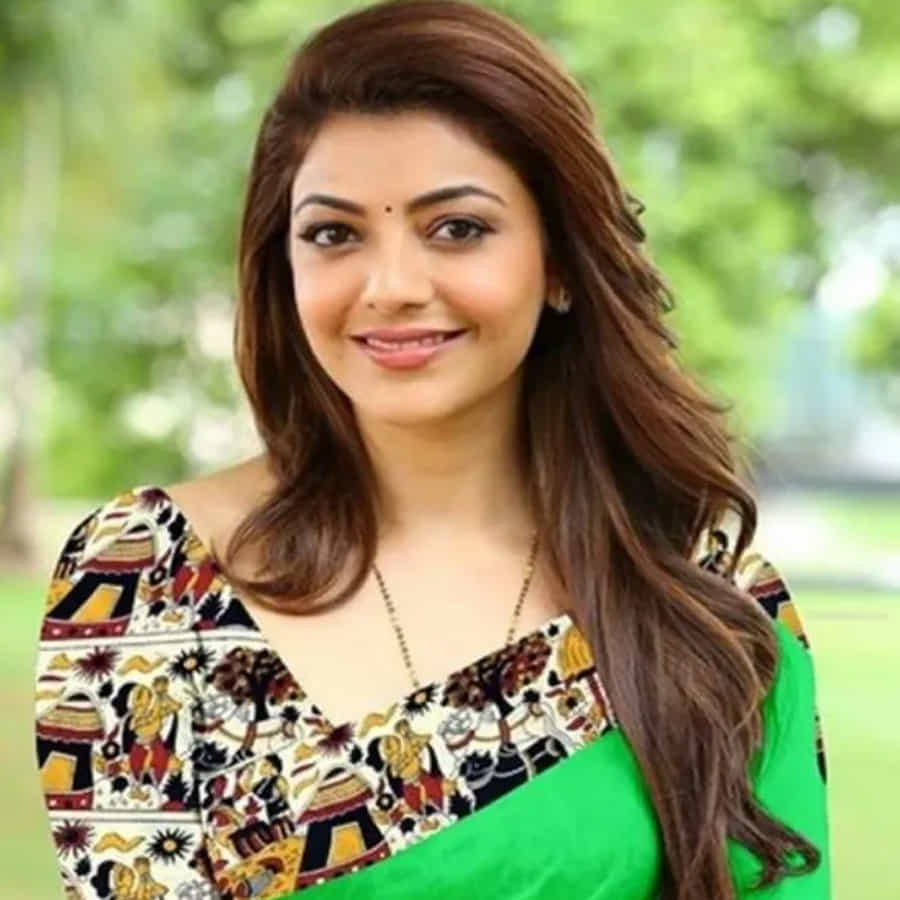  స్టార్ హీరోయిన్ గా రాణిస్తున్న సమయంలోనే గౌతమ్ ను వివాహం చేసుకొని వైవాహిక జీవితంలోకి అడుగుపెట్టింది కాజల్ అగర్వాల్ . 