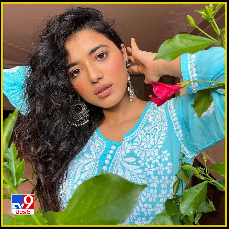 Ketika Sharma New Photos. Credit by:Ketika Sharma/Instagram