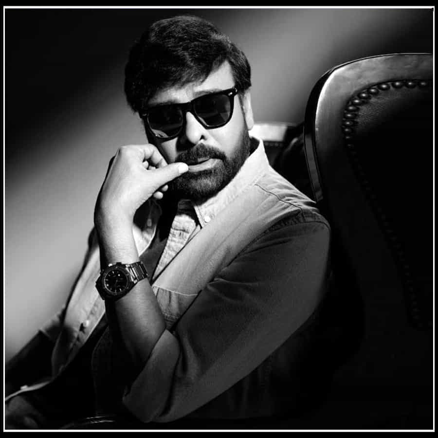 Megastar Chiranjeevi:  ఏజ్ లో న్యూ లుక్ తో  యంగ్ హీరోస్ తో పోటీ పడుతున్న మెగాస్టార్ 