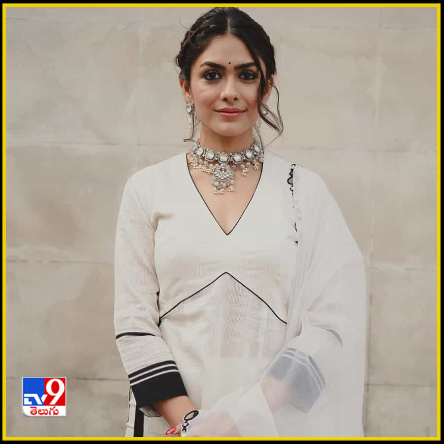 Mrunal Thakur New Photos. Credit by:Mrunal Thakur/Instagram