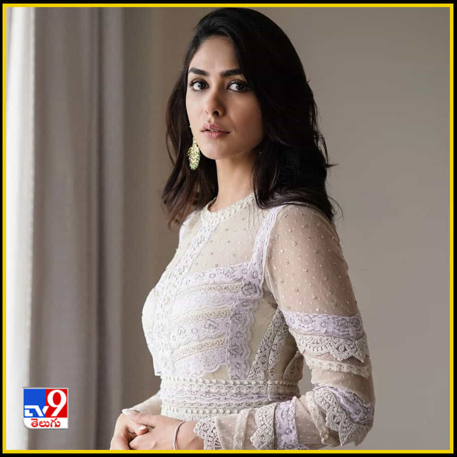 Mrunal Thakur New Photos. Credit by:Mrunal Thakur/Instagram