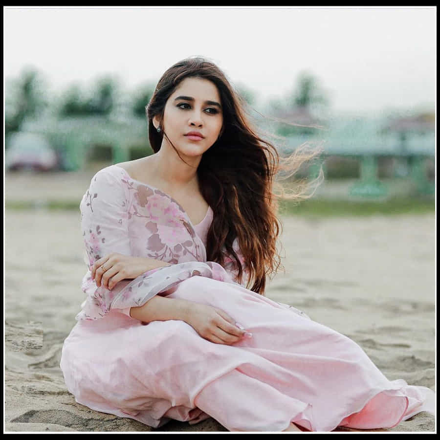 Nabha Natesh: సంద్రంలో హంసలా సవ్వడి చేస్తున్నట్టు అబ్బా అనిపించేలా నభా నటేష్ 