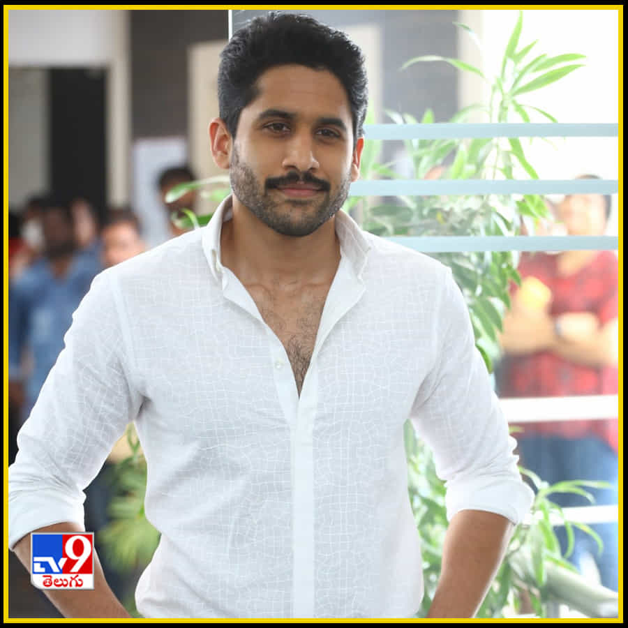 లవర్ బాయ్ లుక్ లో చై 