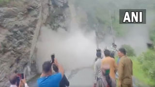 Amrit Mahotsav: స్వాతంత్ర వజ్రోత్సవ వేళ తాజ్ మహల్‌కు త్రివర్ణ కాంతులు లేవు.. దీని వెనక పెద్ద కారణమే ఉందడోయ్‌..