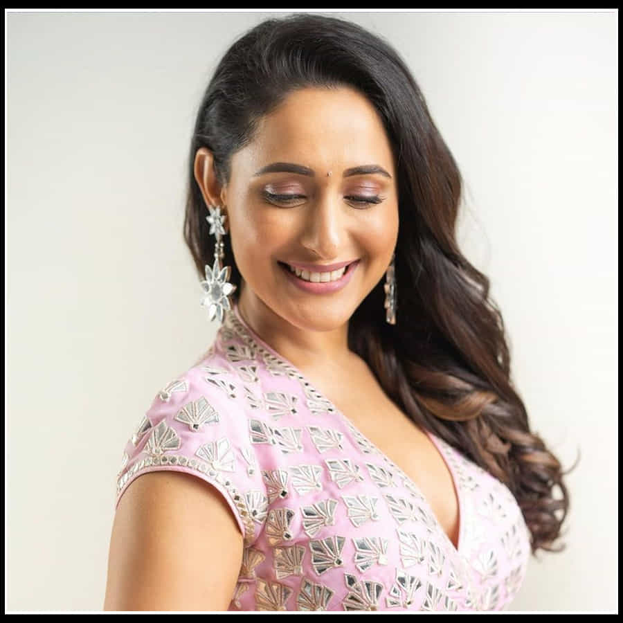 Pragya Jaiswal: వావ్ అనిపిస్తున్న వయ్యారి భామ ప్రగ్య