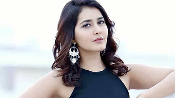 Rashi Khanna: ఆ సినిమాలకు మాత్రమే రెమ్యునరేషన్ డిమాండ్ చేస్తాం.. రాశిఖన్నా ఆసక్తికర కామెంట్స్