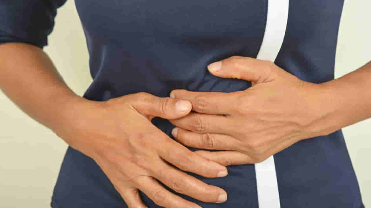 Viral: కడుపు నొప్పి వస్తోందని టానిక్ తాగిన యువతి.. కానీ అంతలోనే జరగాల్సింది జరిగిపోయింది.!