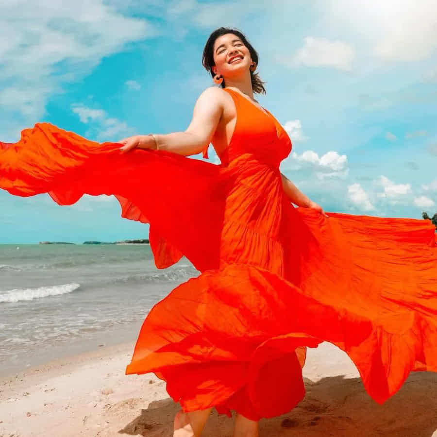 కాగా సారా త్వరలో బాలీవుడ్లోకి అడుగుపెట్టనుందని వార్తలు వచ్చాయి. అయితే దీనిపై ఎలాంటి అధికారిక ప్రకటన వెలువడలేదు.