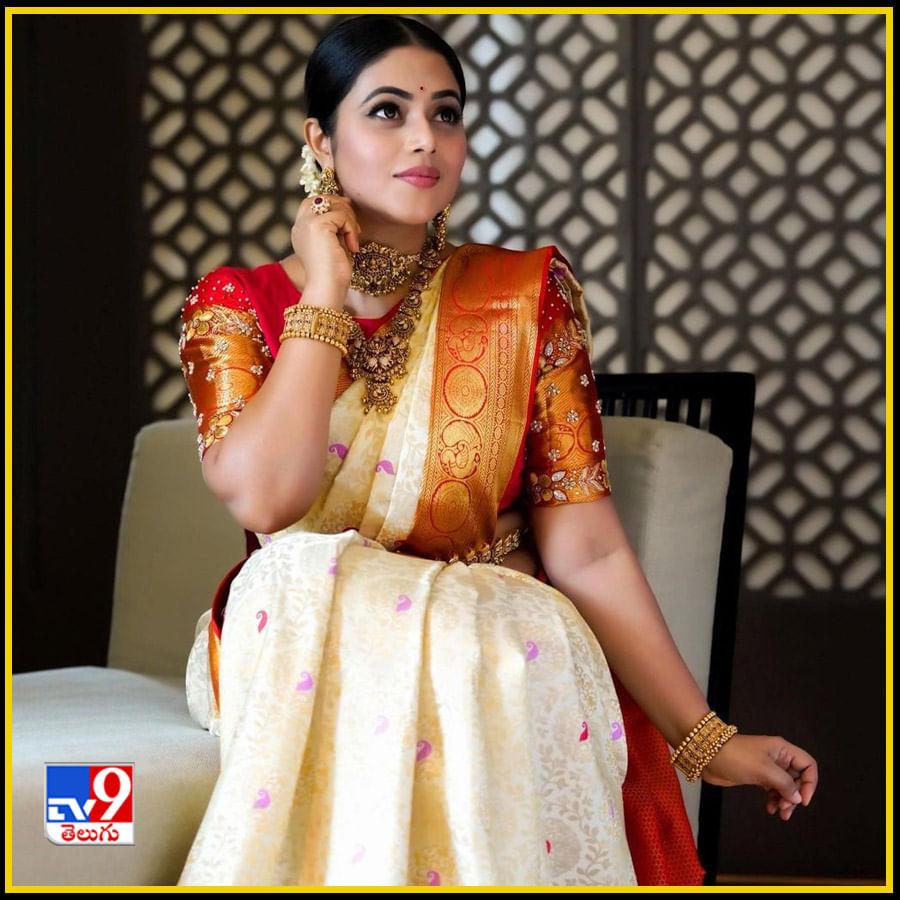 Shamna Kasim New Photos. Credit by:Shamna Kasim/Instagram