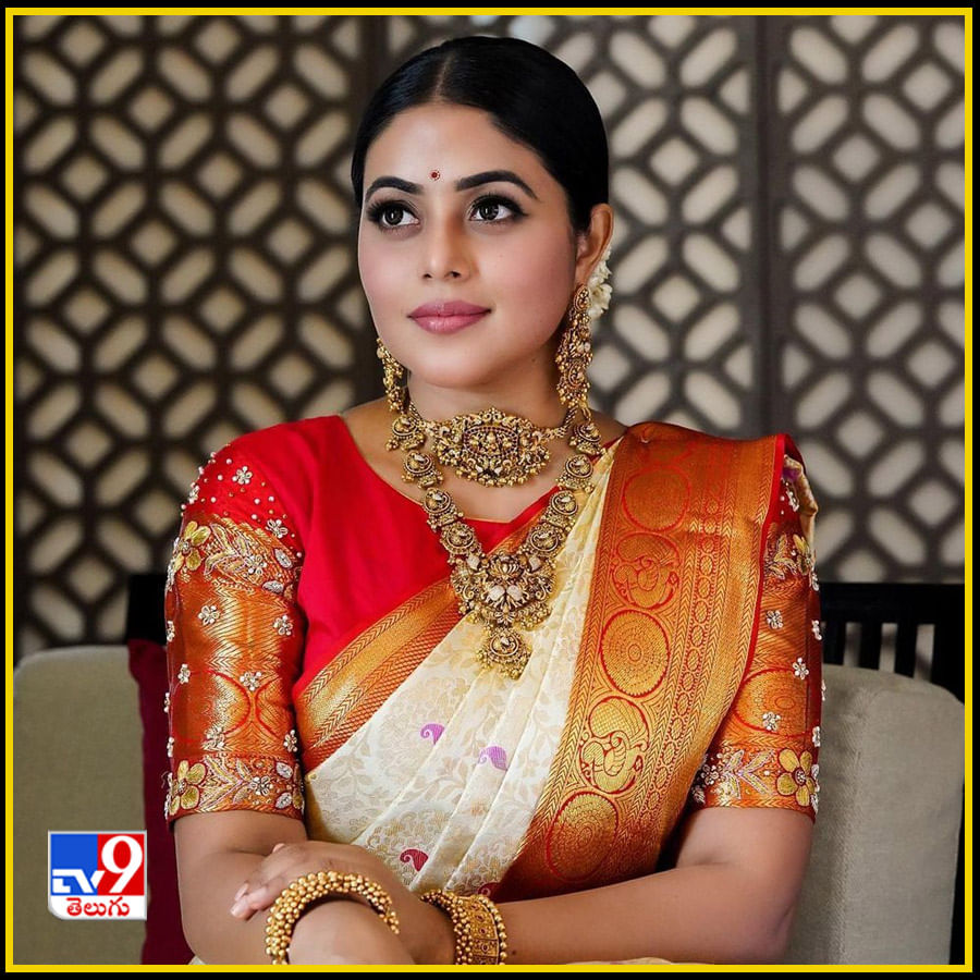 Shamna Kasim New Photos. Credit by:Shamna Kasim/Instagram