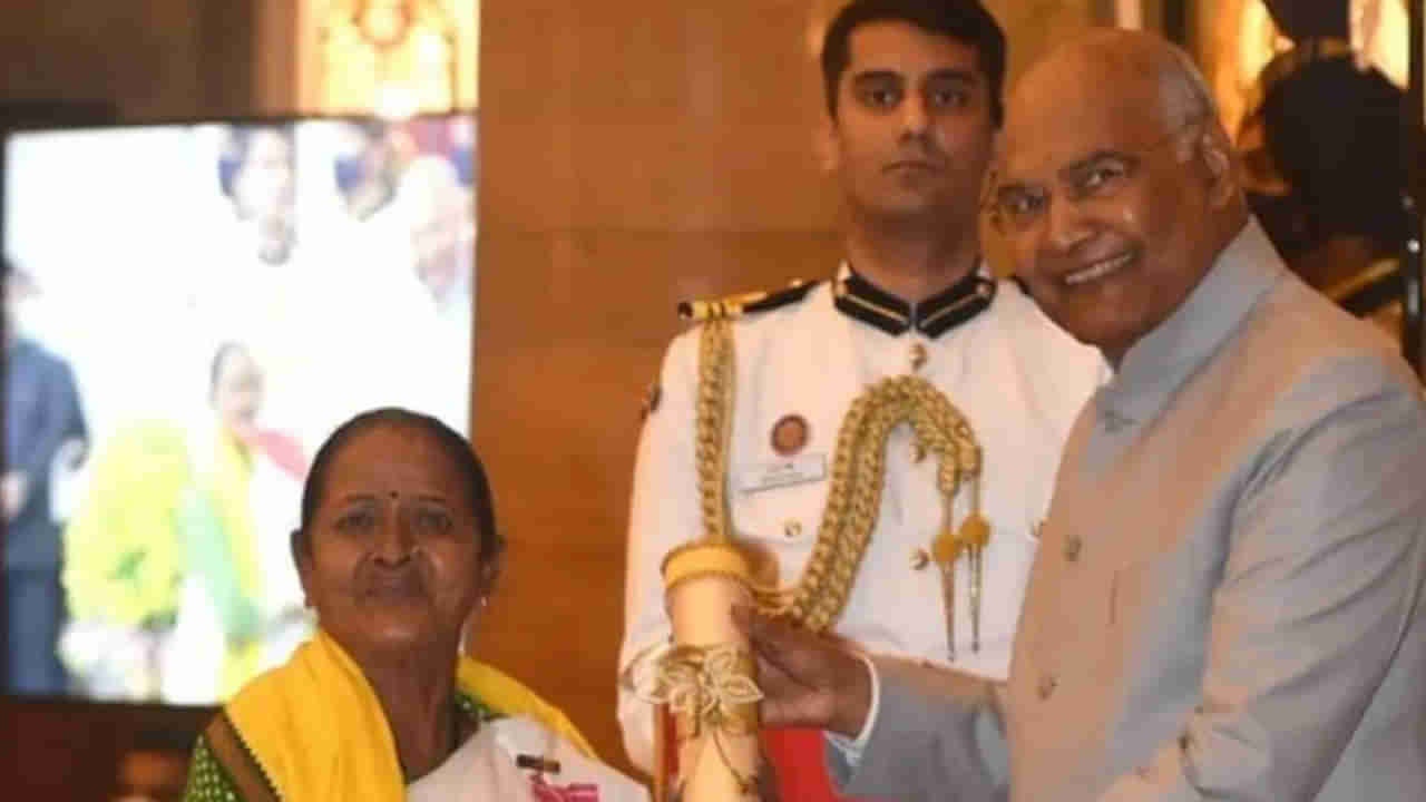 Story Of Padma Awardee: మంత్రగత్తె అంటూ ఇంటి నుంచి గెంటేస్తే.. అడవిలో నలుగురి పిల్లలతో గడిపిన మహిళ.. నేడు పద్మశ్రీ అవార్డు గ్రహీత
