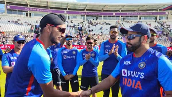 T20 World Cup: ఈ డెత్ ఓవర్ల స్పెషలిస్ట్.. టీ20ల్లో కాబోయే నంబర్ వన్ బౌలర్.. పొట్టి ప్రపంచకప్ జట్టులో ఉంచాల్సిందే