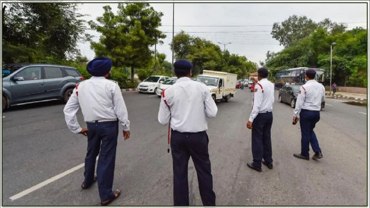 Traffic Rules: సైలెన్సర్ల మార్పు..హెవీ హారన్ మోగిస్తున్నారా..? ఇక అంతే సంగతి.. ట్రాఫిక్‌ పోలీసుల కొత్త నిబంధనలు