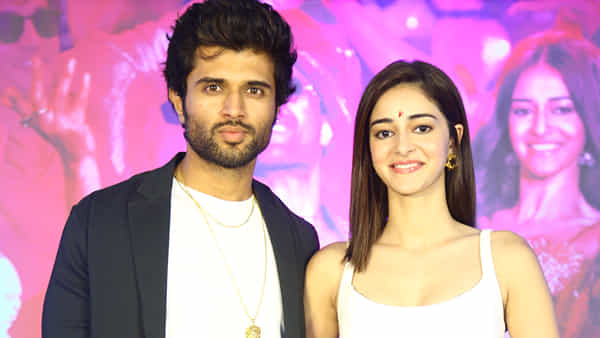 Vijay Deverakonda: ట్రోల్స్ పై స్పందించిన విజయ్ దేవరకొండ.. అప్పుడు వాళ్లు.. ఇప్పుడు వీళ్లు అంటూ..