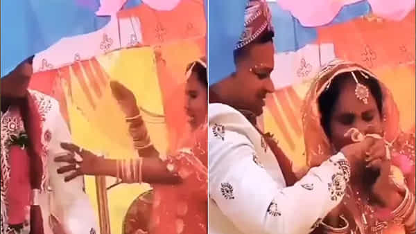 Viral Video: ఇప్పుడే ఇలా ఉన్నారేంటీ..? పెళ్లి వేదికపైనే పొట్టు పొట్టుగా కొట్టుకున్న వధూవరులు.. కేకలు విని అంతా షాక్..