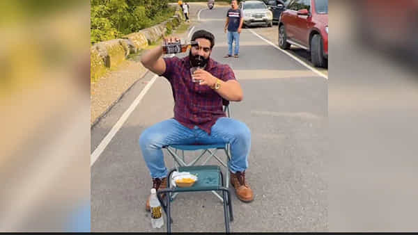 YouTuber Bobby: పారిపోయిన యూట్యూబర్.. ఆచూకీ చెప్పినవాళ్లకు రూ. 25 వేల రివార్డ్.. విషయమెంటంటే..
