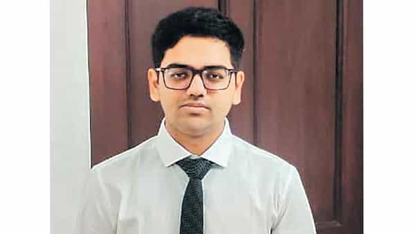 Abhijit Reddy: 22 ఏళ్లకే గుండెపోటుతో హఠాన్మరణం! రూ.58 లక్షల ఫ్యాకేజీతో పెద్ద ఉద్యోగం.. చేరేలోపే మృత్యుఒడికి..