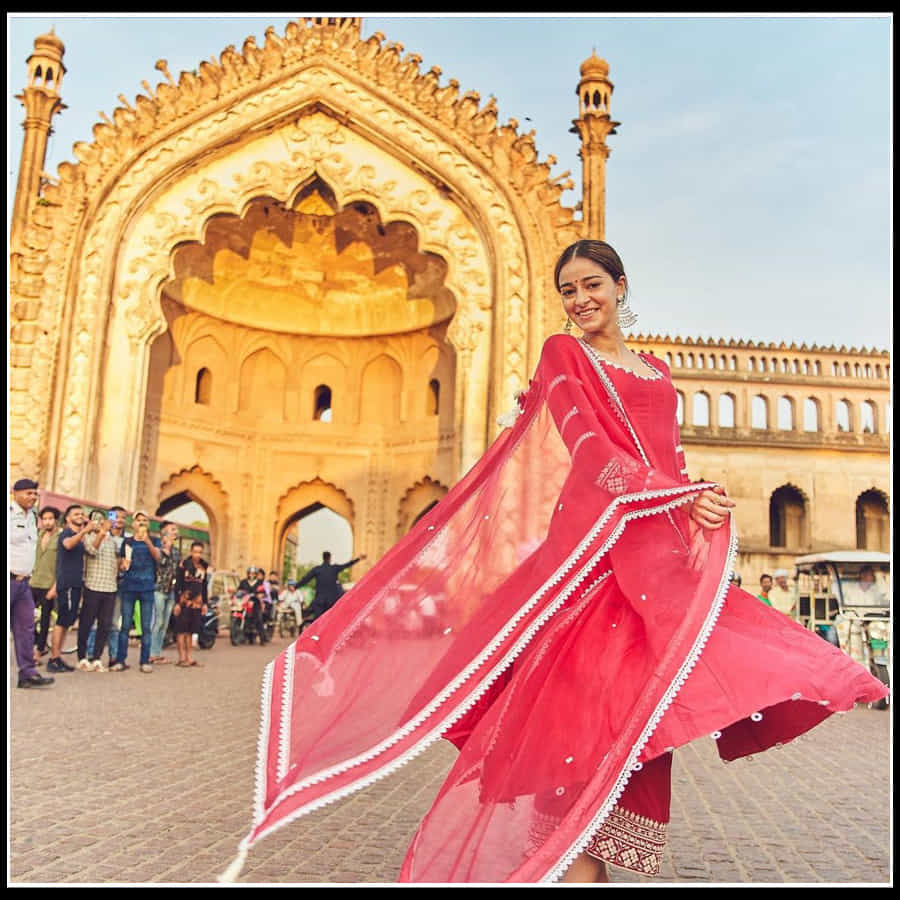 Ananya Panday: టెంపుల్స్ చుట్టూ తిరుగుతున్న బాలీవుడ్ భామ అనన్య పాండే..