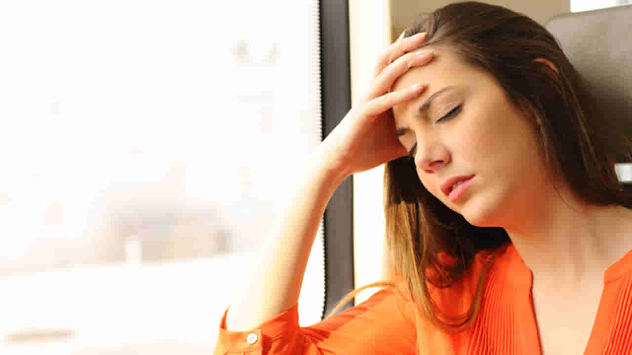 Anemia: శరీరంలో రక్తం తక్కువగా ఉందని అనుమానం ఉందా.? ఈ లక్షణాలతో చెక్ చేసుకోండి..