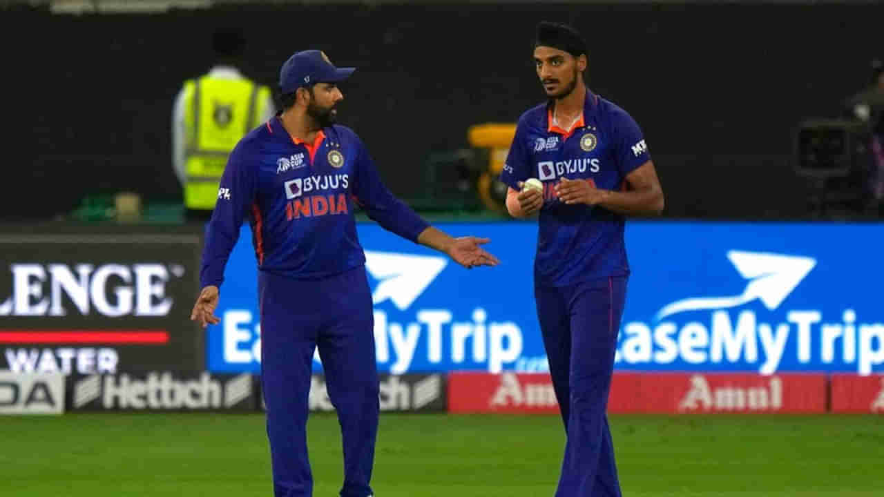 Ind vs Pak: కీలక సమయంలో క్యాచ్‌ నేలపాలు.. టీమిండియా యంగ్ పేసర్‌కు సపోర్టుగా నిలిచిన పాక్‌ మాజీ క్రికెటర్‌