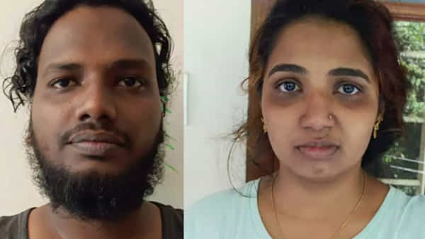 Viral: రహస్య సమాచారంతో పోలీసుల దాడులు.. అడ్డంగా బుక్కయిన యువతీయువకుడు.. మరో ఊహించని ట్విస్ట్