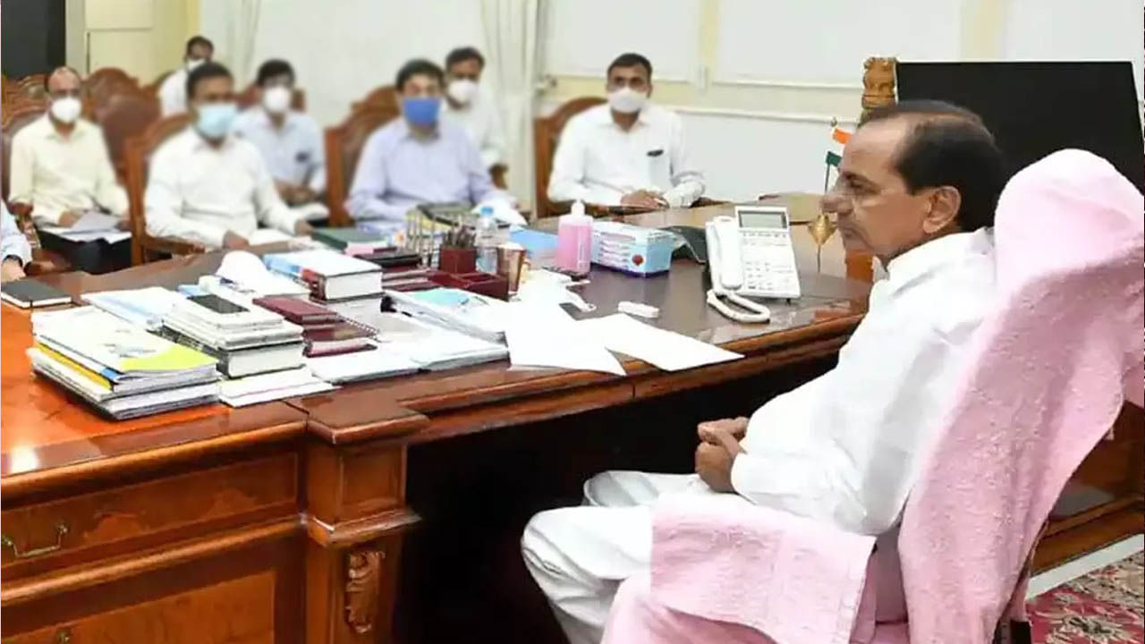 Telangana Cabinet: కొనసాగుతున్న తెలంగాణ మంత్రివర్గ సమావేశం.. ఈ కీలక అంశాలపై చర్చ..!