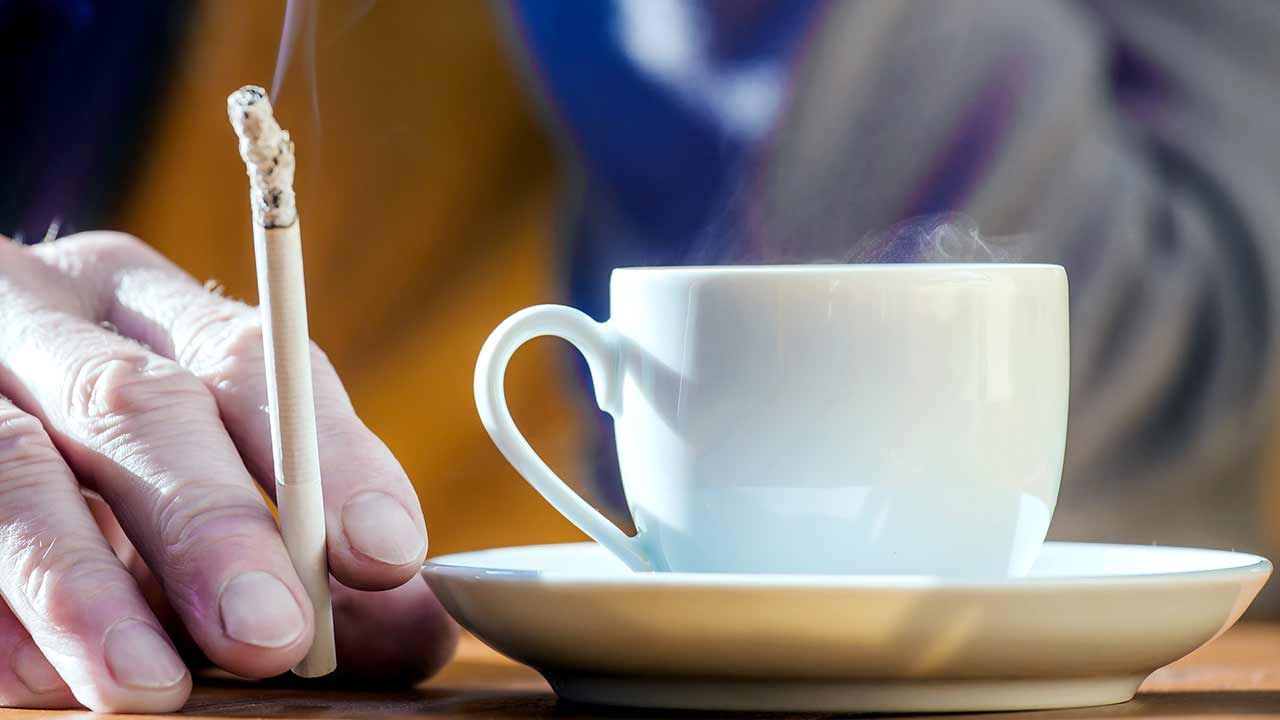 Coffee With Cigarettes: టీ/కాఫీ తాగుతూ సిగరేట్‌ కాల్చే అలవాటు మీకు కూడా ఉందా? ఐతే మీ గుండె ప్రమాదంలో పడ్డట్లే..