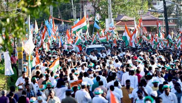 Congress: రాహుల్ పాదయాత్ర.. అధ్యక్ష ఎన్నికల సందడి.. నిరసనల్లోనూ టాప్ గేర్.. కాంగ్రెస్లో కొత్త జోష్