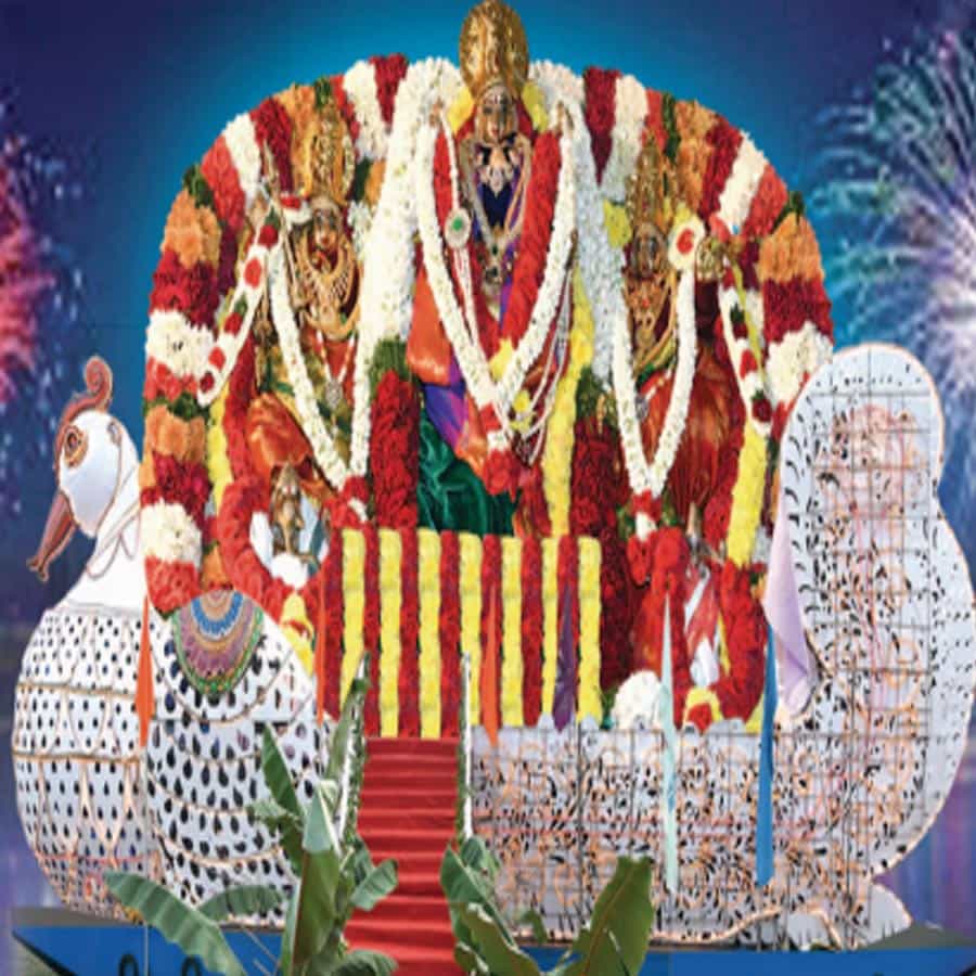అక్టోబర్ 5వ తేదీ బుధవారం శరన్నవరాత్రి మహోత్సవాల్లో భాగంగా సాయంత్రం 5 గంటలకు కృష్ణ నదిలో తెప్పోత్సవం..