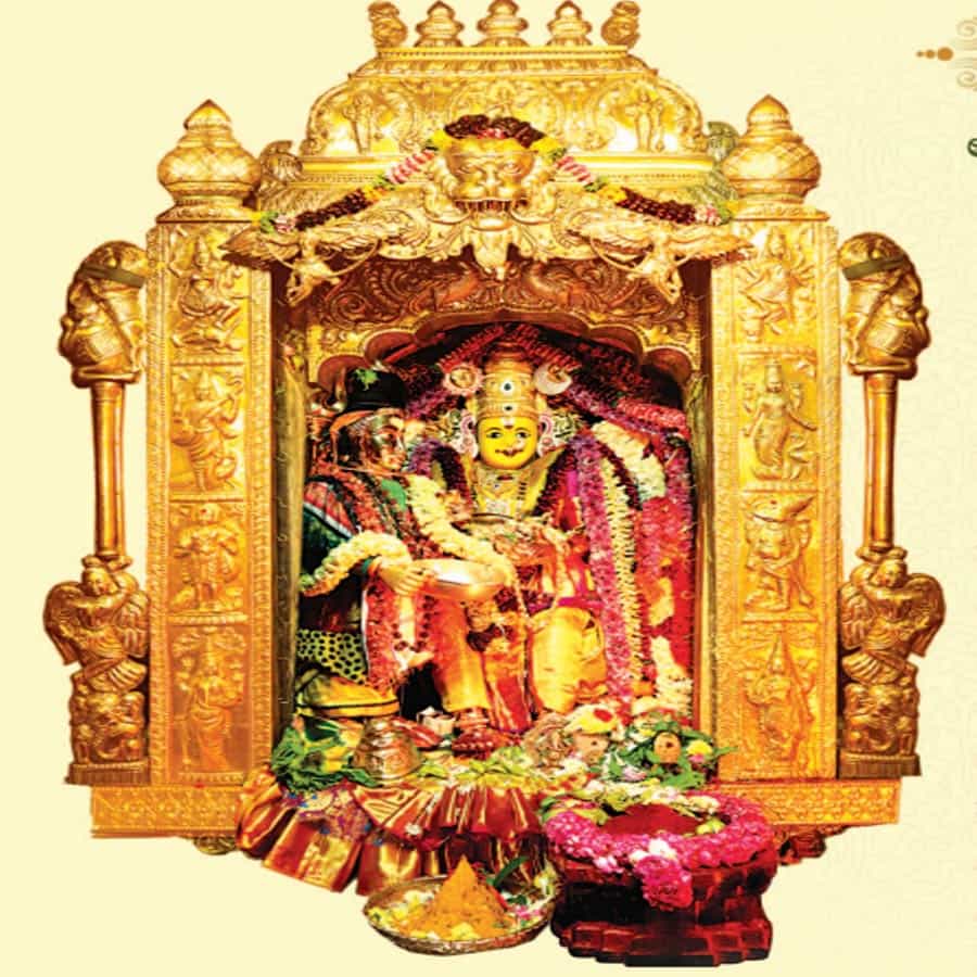 సెప్టెంబర్ 29వ తేదీ గురువారం శరన్నవరాత్రి మహోత్సవాల్లో భాగంగా శ్రీ కనకదుర్గ అమ్మవారు శ్రీ అన్నపూర్ణాదేవి అలంకారంలో దర్శనమిస్తారు. నిత్యాన్నదానేశ్వరి అలంకారంలో ఉన్న దుర్గాదేవిని దర్శించి తరించడం వలన అన్నాదులకు లోపం లేకుండా ఇతరులకు అన్నదానం చేసే భాగ్యాన్ని పొందుతారు.