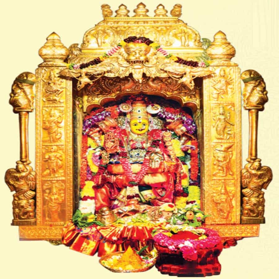 అక్టోబర్ 1వ తేదీ శనివారం శరన్నవరాత్రి మహోత్సవాల్లో భాగంగా శ్రీ కనకదుర్గ అమ్మవారు శ్రీ మహాలక్ష్మీ గా దర్శనమిస్తారు. మంగళప్రదమైన అమ్మవారిని ఈ రూపంలో దర్శించుకోవడం ధన, ధాన్య, సౌభాగ్య, సంతాన వరాలను అందిస్తుందని నమ్మకం. శ్రీ మహాలక్ష్మీ అమ్మవారిని దర్శించుకోవడం వలన భక్తులకు ఐశ్వర్య ప్రాప్తి, విజయం లభిస్తుంది.