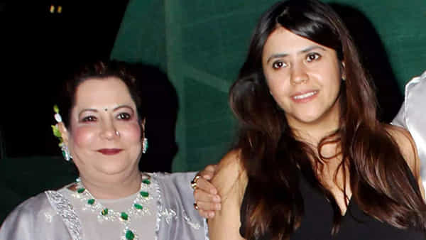 Ekta Kapoor: బాలీవుడ్ లేడీ ప్రొడ్యూసర్కు అరెస్ట్ వారెంట్.. ఆమె తల్లికి కూడా.. కారణమేంటంటే?