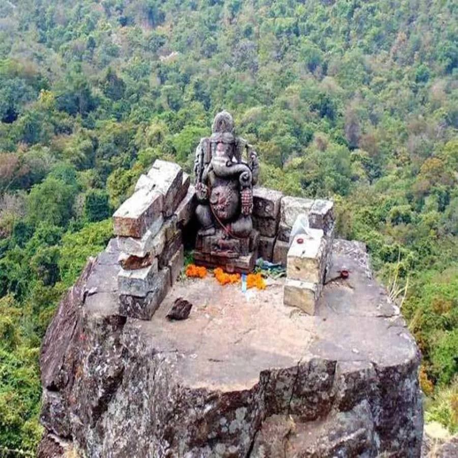 Ganesha Statue Dholkal 2